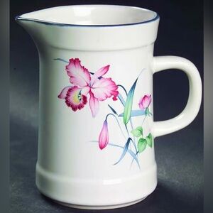 Vintage Royal Prestige Hanako stoneware creamer/pitcher